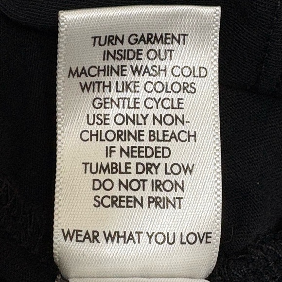 Heritage by TORRID Zombie Pin Up Girl Classic Fit Jersey Crew Tee | Size M/10 - Picture 7 of 7